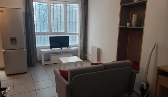 Logement tudiant T2 à Nmes (30000)