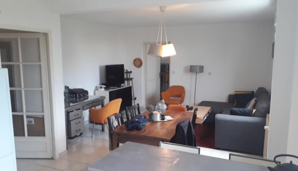 Logement tudiant Location T2 Vide Nmes (30000)