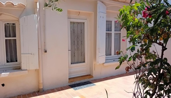 Logement �tudiant Location T2 Vide N�mes (30000)