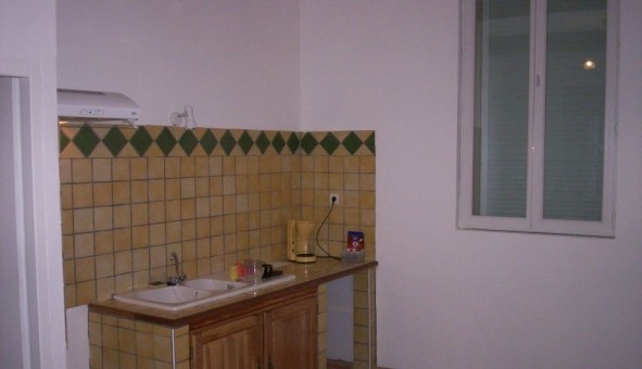 Logement �tudiant Location T2 Vide N�mes (30000)