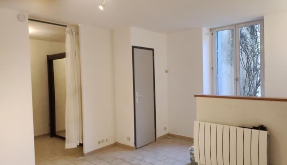 Logement �tudiant Location T2 Vide N�mes (30000)