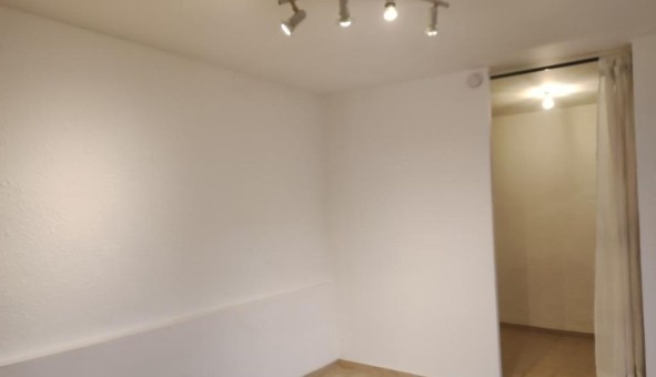 Logement �tudiant T2 &agrave; N�mes (30000)