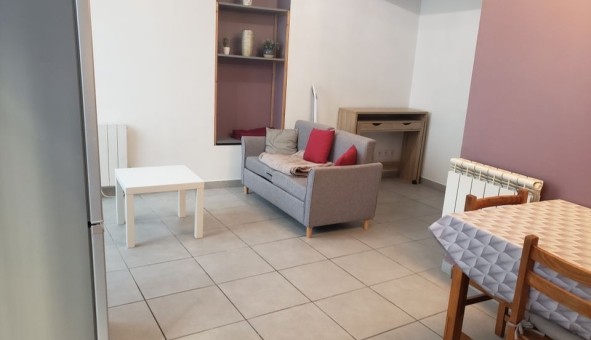 Logement �tudiant T2 &agrave; N�mes (30000)