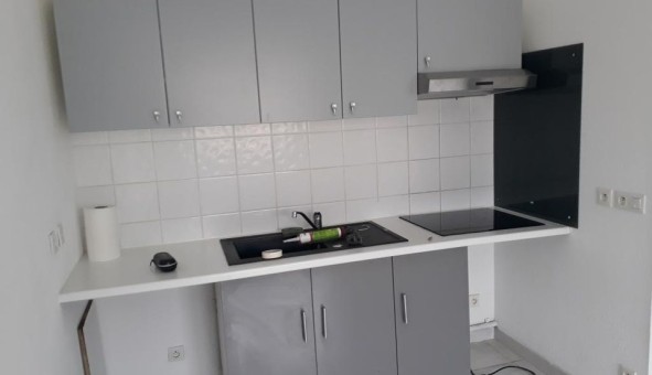 Logement �tudiant Location T2 Vide N�mes (30000)