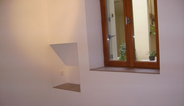 Logement �tudiant T2 &agrave; N�mes (30000)