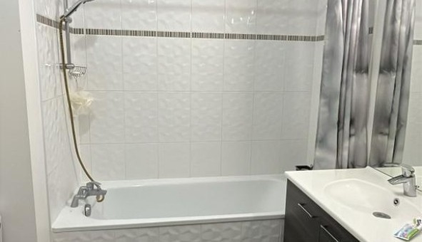 Logement tudiant T2 à Noisiel (77186)