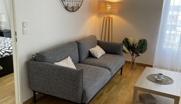 Logement tudiant Location T2 Vide Noisy le Grand (93160)