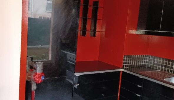 Logement étudiant Location T2 Vide Noisy le Sec (93130)