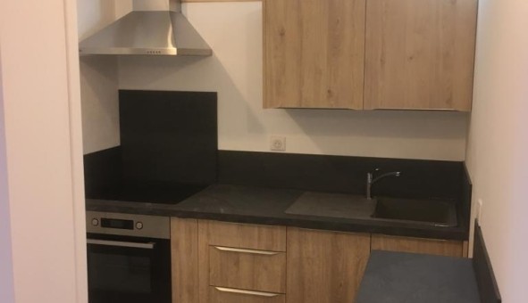 Logement tudiant T2 à Oppde (84580)