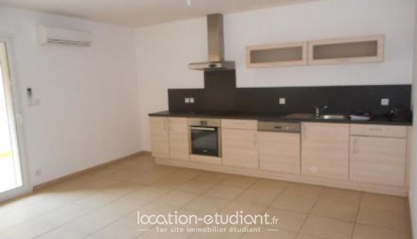 Logement tudiant T2 à Orange (84100)