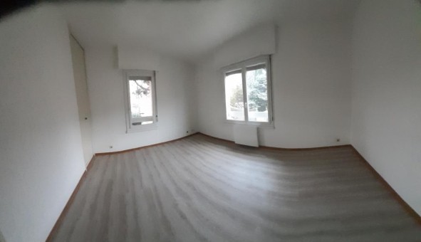 Logement tudiant T2 à Orange (84100)
