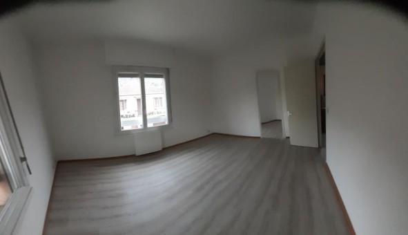 Logement tudiant T2 à Orange (84100)