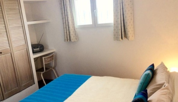 Logement tudiant T2 à Orange (84100)