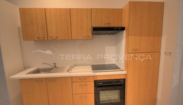 Logement tudiant T2 à Orange (84100)