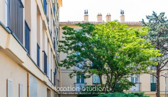 Logement tudiant Location T2 Vide Orange (84100)