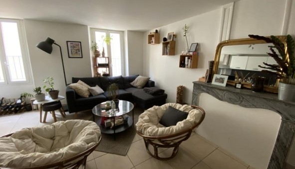 Logement tudiant T2 à Orange (84100)