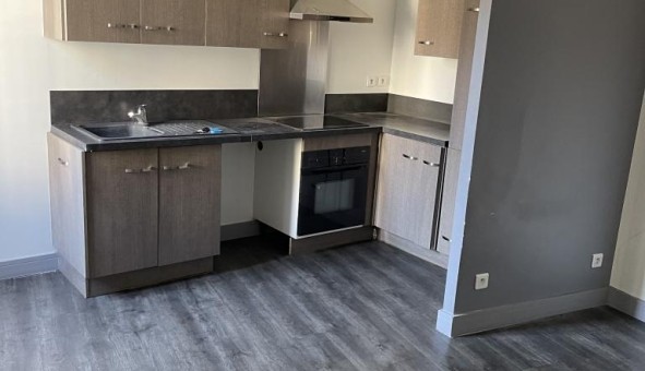 Logement tudiant Location T2 Vide Orange (84100)