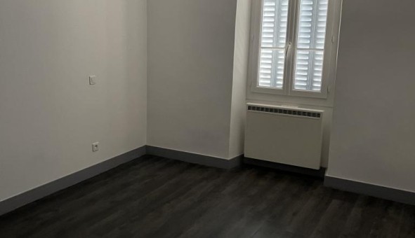 Logement tudiant T2 à Orange (84100)
