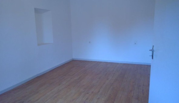 Logement �tudiant T2 &agrave; Orange (84100)