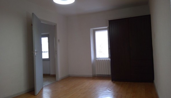 Logement �tudiant T2 &agrave; Orange (84100)