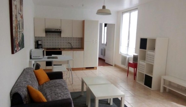 Logement tudiant Location T2 Vide Orlans (45100)