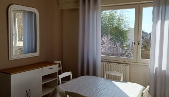 Logement �tudiant T2 &agrave; Orli�nas (69530)