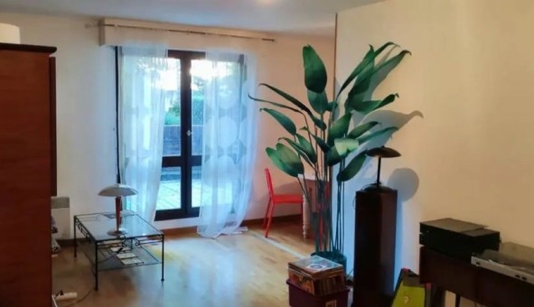 Logement �tudiant T2 &agrave; Orli�nas (69530)