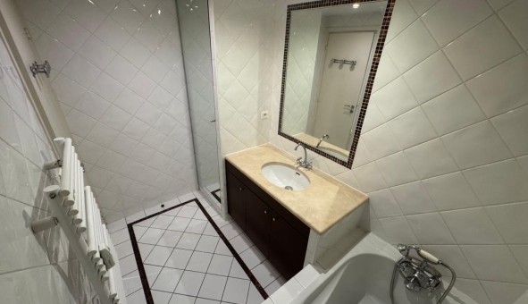 Logement tudiant T2 à Paris 11me arrondissement (75011)