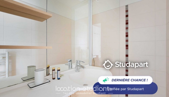 Logement étudiant T2 &agrave; Paris 15ème arrondissement (75015)