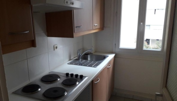 Logement �tudiant T2 &agrave; Paris 15�me arrondissement (75015)