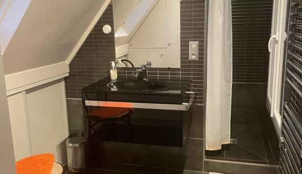 Logement tudiant T2 à Paris 16me arrondissement (75016)