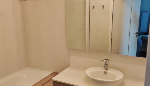 Logement tudiant T2 à Paris 17me arrondissement (75017)