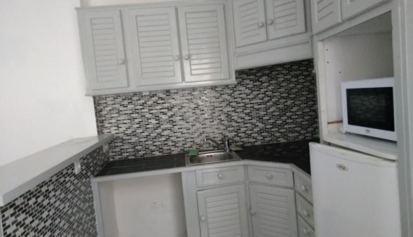 Logement �tudiant Location T2 Vide Paris 17�me arrondissement (75017)