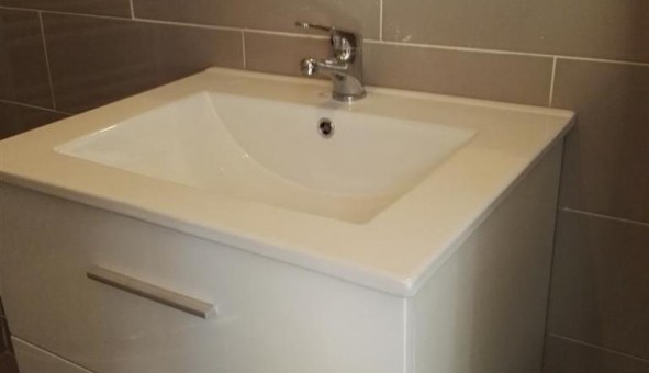 Logement �tudiant T2 &agrave; Paris 17�me arrondissement (75017)