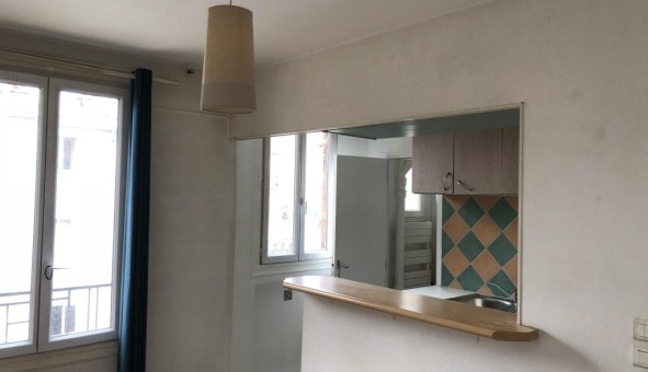 Logement tudiant Location T2 Vide Paris 18me arrondissement (75018)