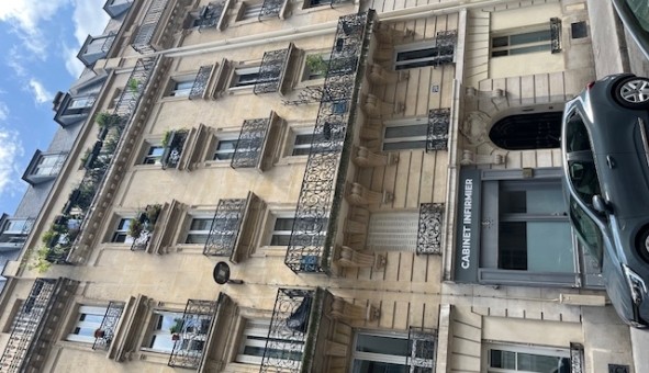 Logement tudiant Location T2 Vide Paris 18me arrondissement (75018)