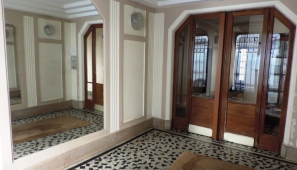 Logement tudiant T2 à Paris 18me arrondissement (75018)