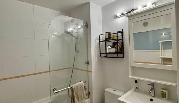 Logement �tudiant T2 &agrave; Paris 18�me arrondissement (75018)