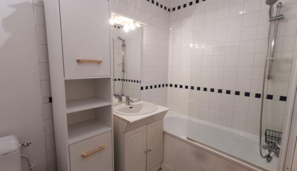 Logement �tudiant T2 &agrave; Paris 18�me arrondissement (75018)