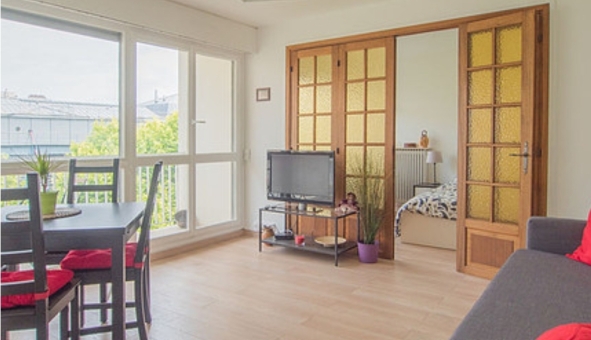 Logement tudiant Location T2 Vide Paris 20me arrondissement (75020)