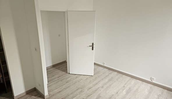 Logement tudiant T2 à Pau (64000)