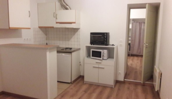 Logement étudiant Location T2 Vide Pau (64000)