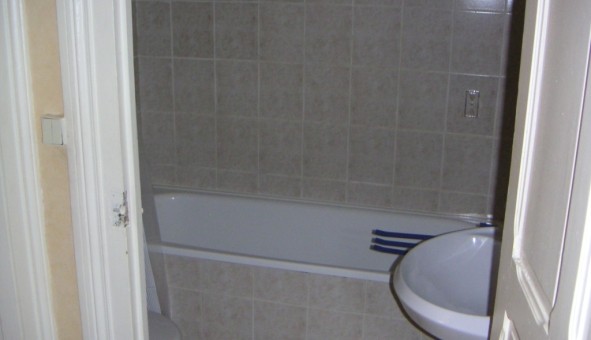 Logement tudiant T2 à Pau (64000)