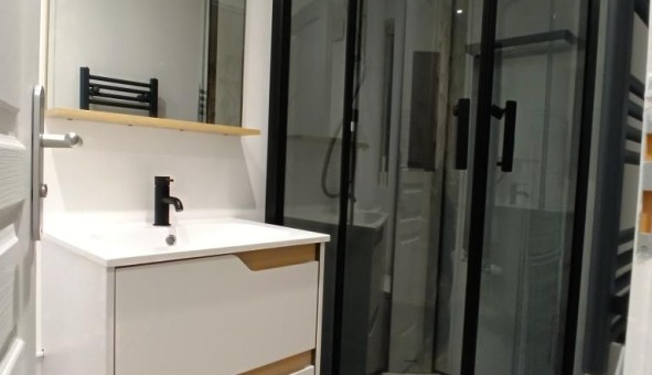 Logement tudiant T2 à Pau (64000)