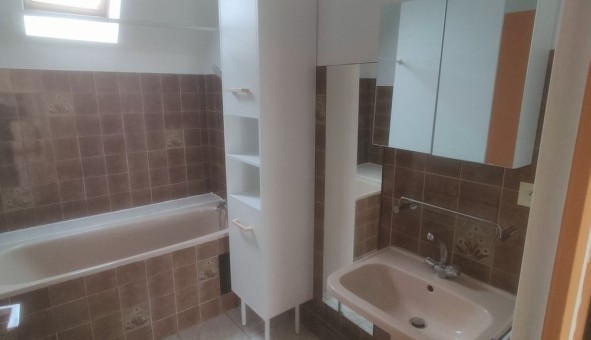 Logement �tudiant T2 &agrave; Pau (64000)