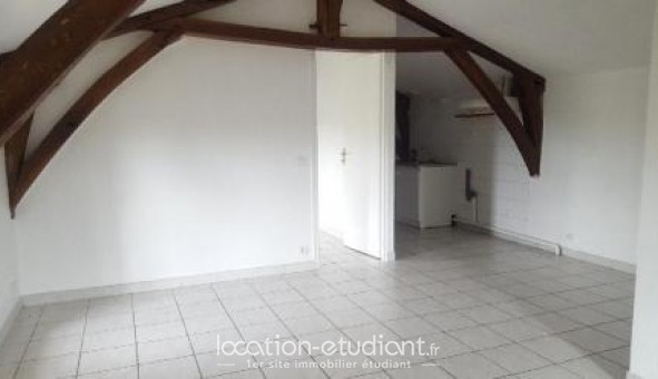 Logement tudiant T2 à Poyartin (40380)