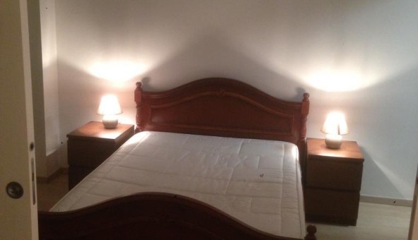 Logement étudiant Location T2 Vide Puteaux (92800)