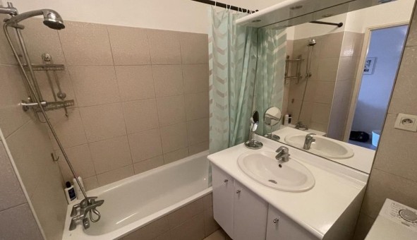 Logement tudiant T2 à Puteaux (92800)