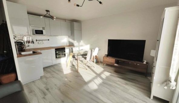 Logement tudiant Location T2 Vide Puteaux (92800)