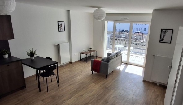 Logement étudiant Location T2 Vide Reims (51100)
